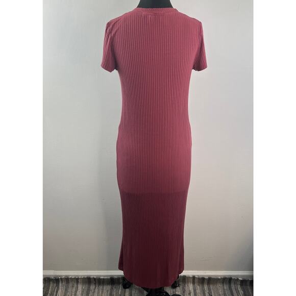 FP Beach Simone Burgundy Bodycon Dress Ribbed Crew Neck Cap Sleeve Size Medium M - Picture 7 of 10